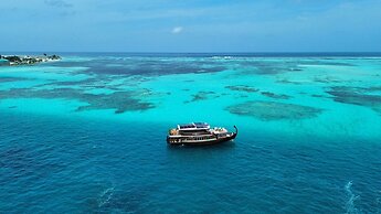 Atoll Villa