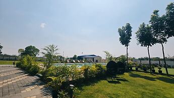 Zuke Garden & Resort