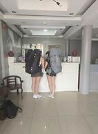 Hola Hostel Puerto Princesa