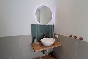 Beautifully Styled Studio Apartment