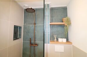 Beautifully Styled Studio Apartment