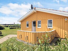 4 Star Holiday Home in Friedrichkoog
