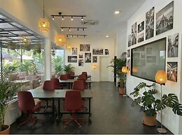 Apple House