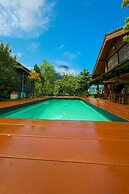Ban Villa PhaSouk