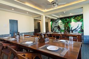 Heryk Hillview Hotel