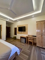 Heryk Hillview Hotel