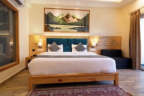 Heryk Hillview Hotel
