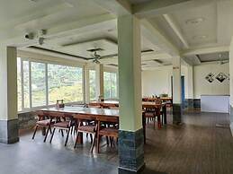 Heryk Hillview Hotel