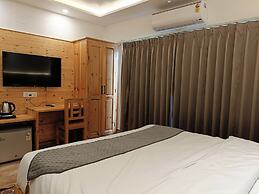 Heryk Hillview Hotel