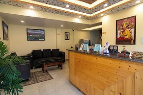 Heryk Hillview Hotel