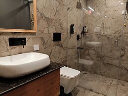 Heryk Hillview Hotel