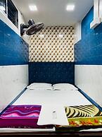 RR GUEST HOUSE