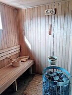 Large Holiday Apartment With Sauna