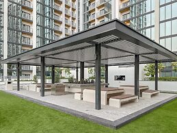 Modern 1BR in The Crest With Pool and gym