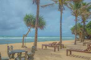 Blue Water Paradise Akurala