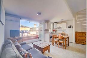 3 Bed Apartment Sleeps 5 - 2 Pools - Smart Tv