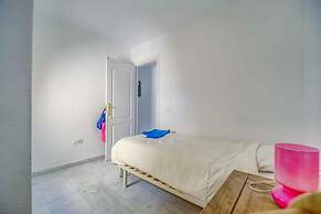 3 Bed Apartment Sleeps 5 - 2 Pools - Smart Tv