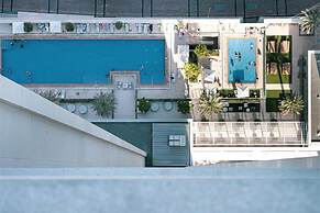 Roomszy Forte Residences Downtown Dubai