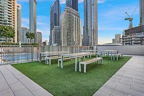 Roomszy Forte Residences Downtown Dubai