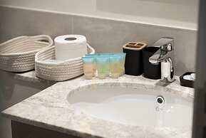 Roomszy Forte Residences Downtown Dubai