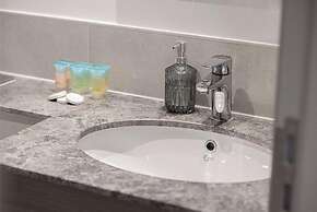 Roomszy Forte Residences Downtown Dubai