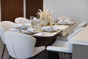 Roomszy Forte Residences Downtown Dubai