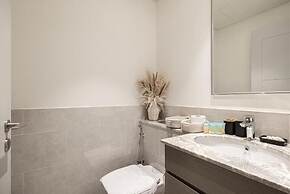 Roomszy Forte Residences Downtown Dubai