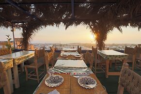 BLUERINA CAMP HOSTEL