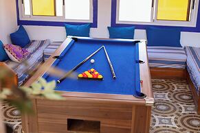 BLUERINA CAMP HOSTEL