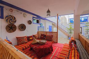 BLUERINA CAMP HOSTEL