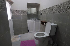 BLUERINA CAMP HOSTEL