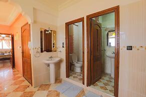 BLUERINA CAMP HOSTEL