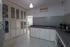 BLUERINA CAMP HOSTEL