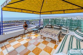 BLUERINA CAMP HOSTEL