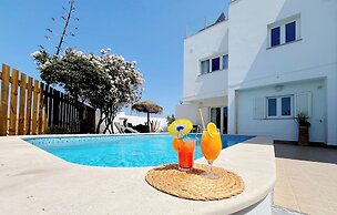 Dune Pearl Villa - Private Spa - Exclusive Pool, Sauna & Beach Access 
