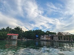 Arborek Dive Homestay