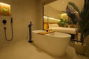 Royal Regency Hotel EG