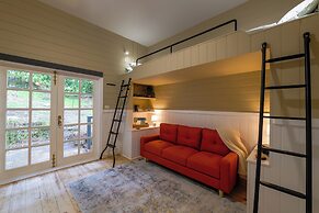 Ferntree Digs Cottage