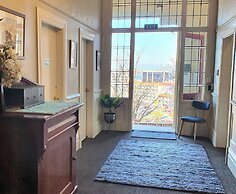 Workstay at 123
