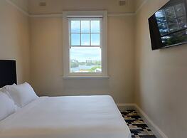 Riverview Hotel Tempe