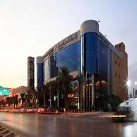 Sunday Qaser Al Hamra