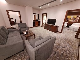Sunday Qaser Al Hamra