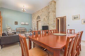 Beit Salima 3BR House with Pool