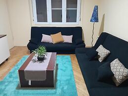 Cozzy and Centrally Located Apartment Vracar