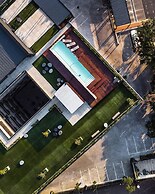 The Lineal Luxury Apartments - Airscape