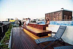 The Lineal Luxury Apartments - Airscape