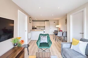 2 Bed - Sleeps 6 - Parking - City Centre