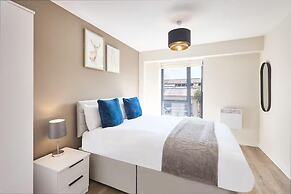 2 Bed - Sleeps 6 - Parking - City Centre