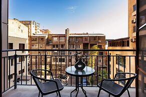 Apartment by Luxe Group DI888