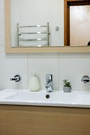 Apartment by Luxe Group DI888